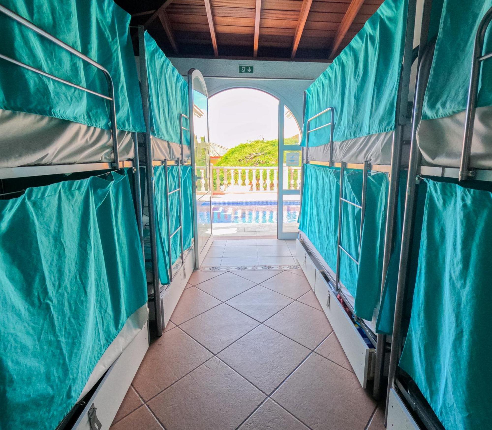 Hostel Duque Nest